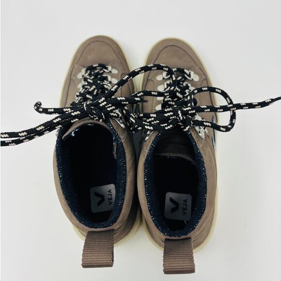 Veja Roraima High Top Sneakers Size 6 - Picture 3 of 7